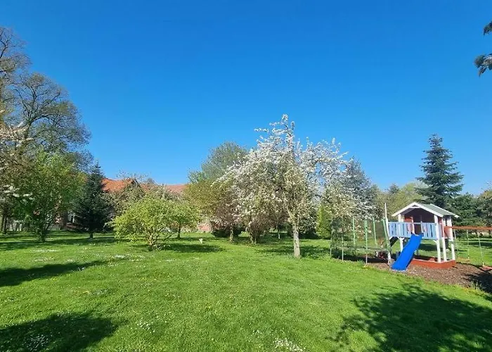 Gutshof Kaemmerich - Storchennest *